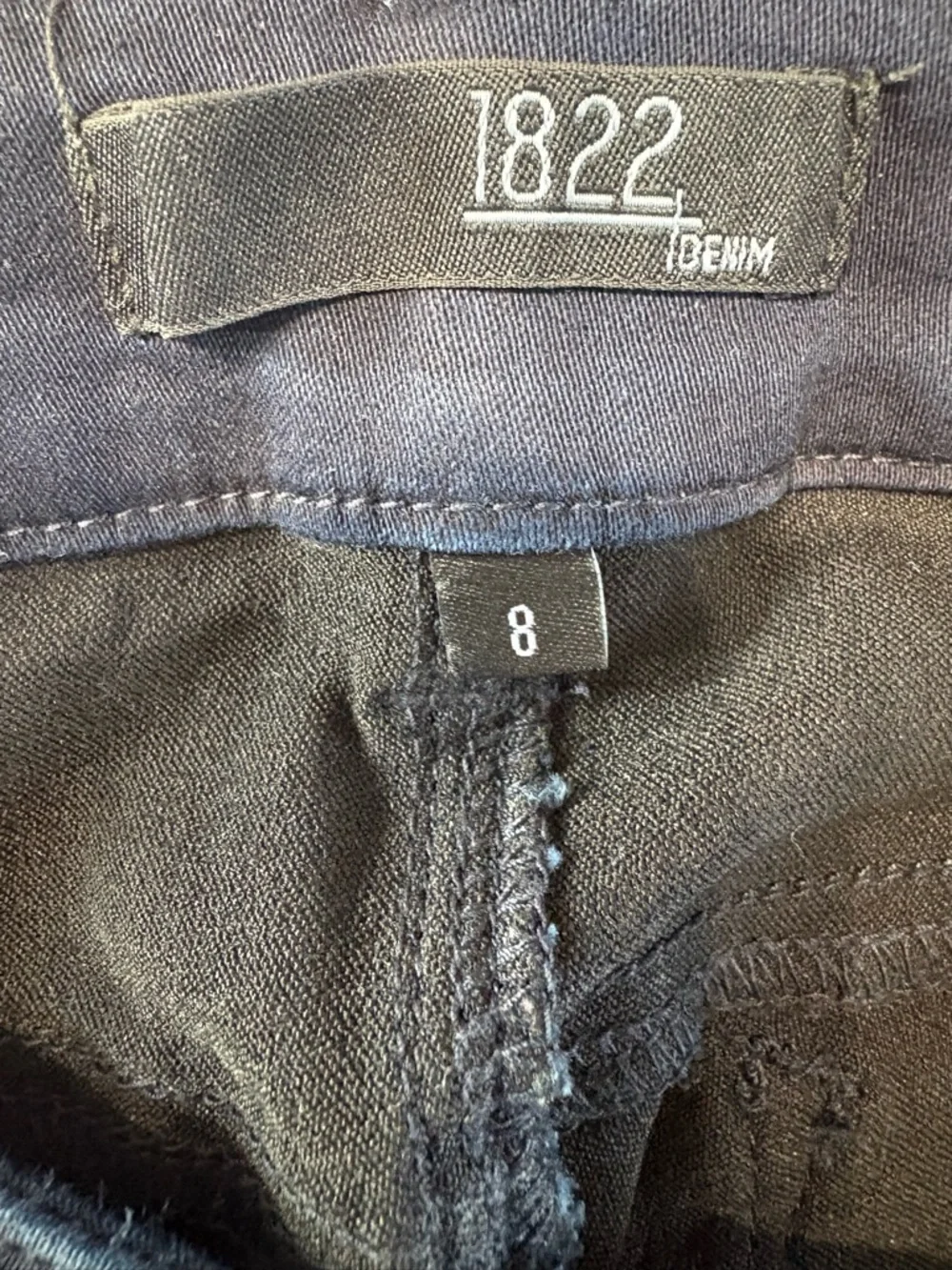 1822 Denim Dark Navy Cropped Slim Ankle Jeans - Picture 3 of 6